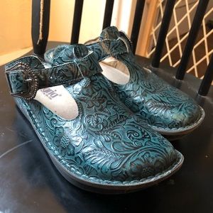 Alegria Slip-On Clogs